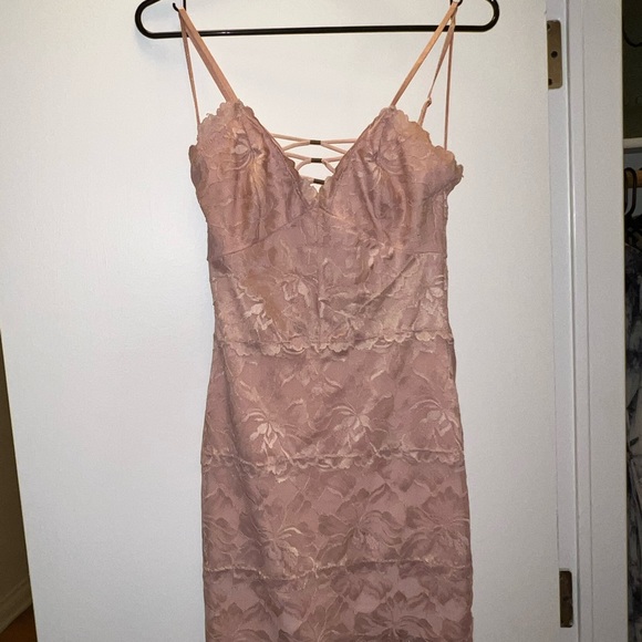 Guess lace dress - Picture 1 of 7